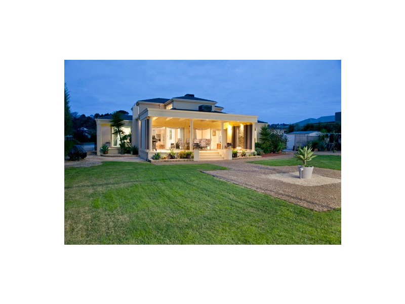 91 Crawley Road, Narre Warren North VIC 3804