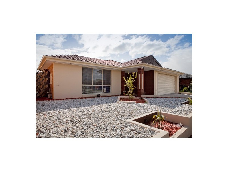 9 Gramar Way, Hampton Park VIC 3976