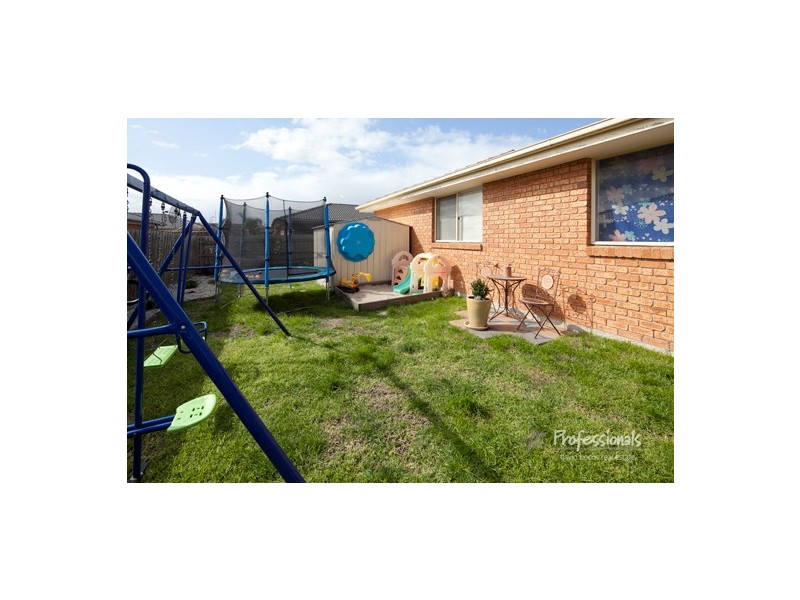 9 Gramar Way, Hampton Park VIC 3976