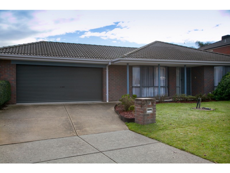 3 Chadbourn Place, Narre Warren South VIC 3805