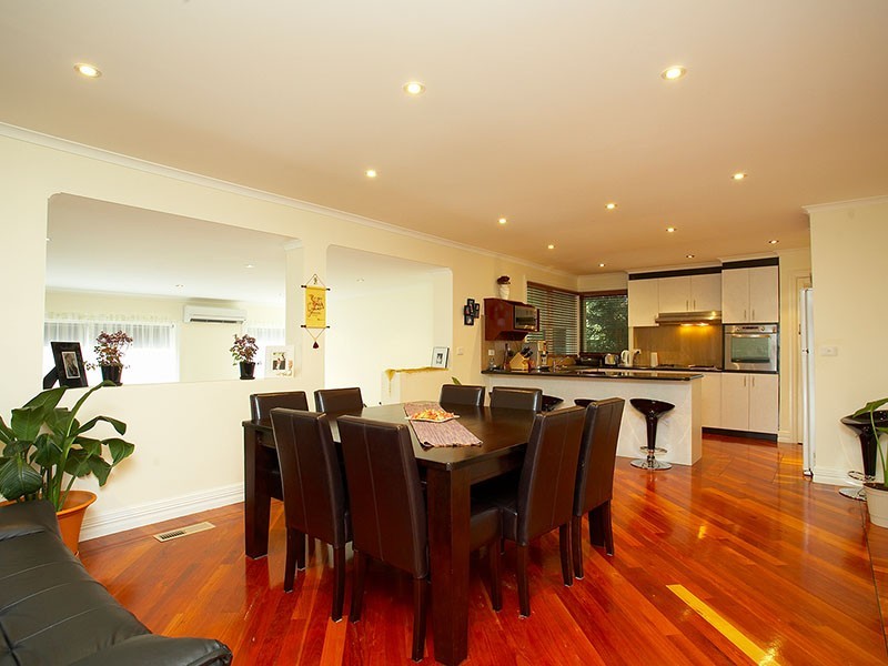 33 Ohio Cres, Narre Warren VIC 3805