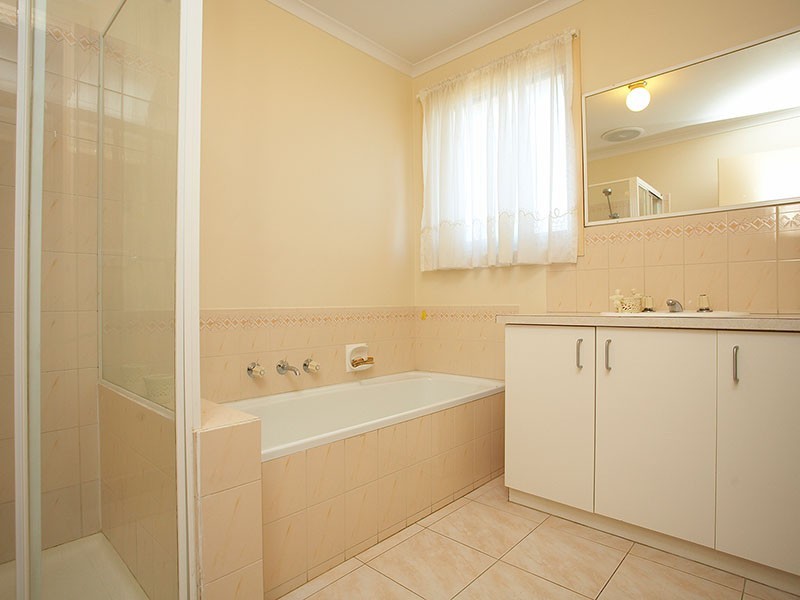 6 Wilkes Street, Narre Warren VIC 3805