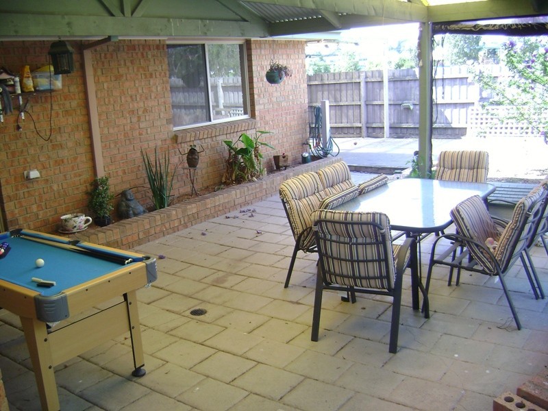 6 Baringa Park Deive, Narre Warren South VIC 3805