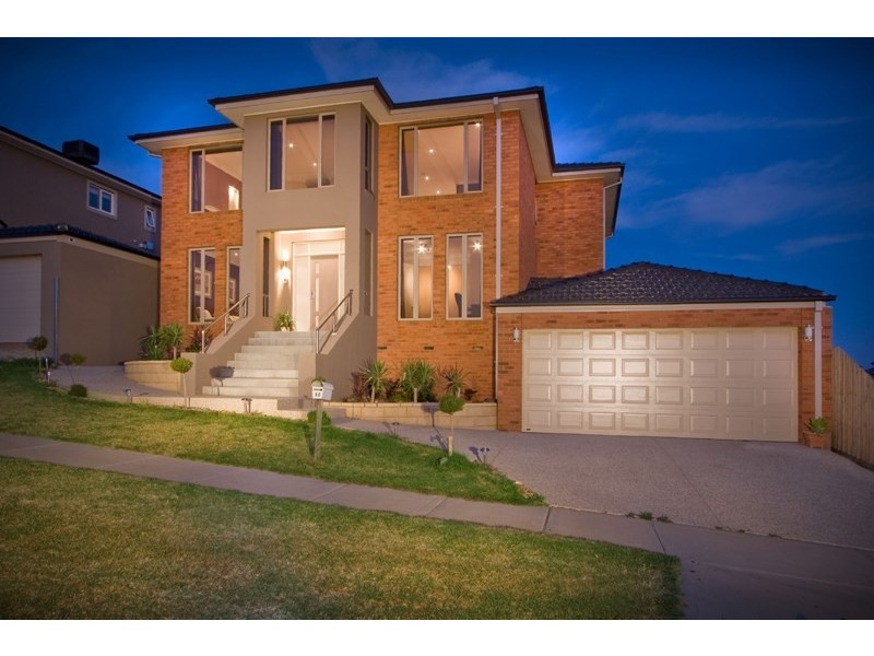 80 Sheldon Drive, Berwick VIC 3806