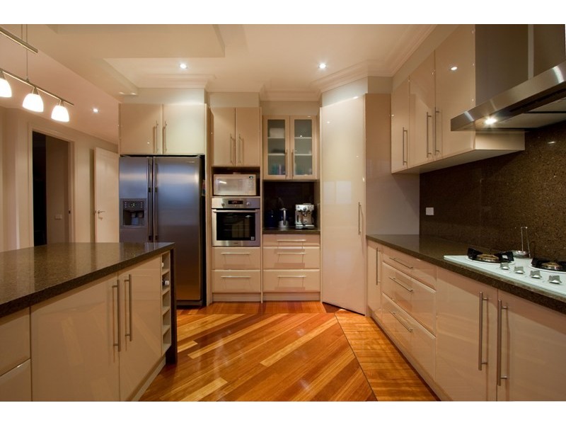 80 Sheldon Drive, Berwick VIC 3806