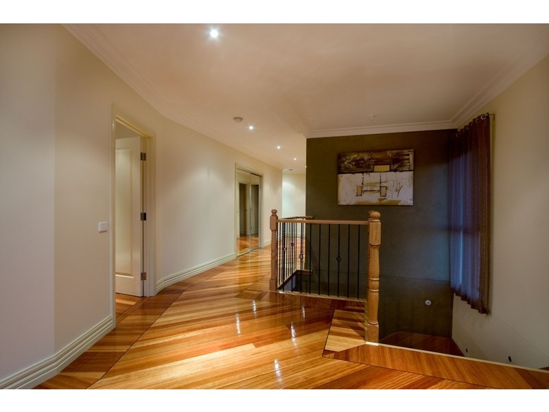 80 Sheldon Drive, Berwick VIC 3806