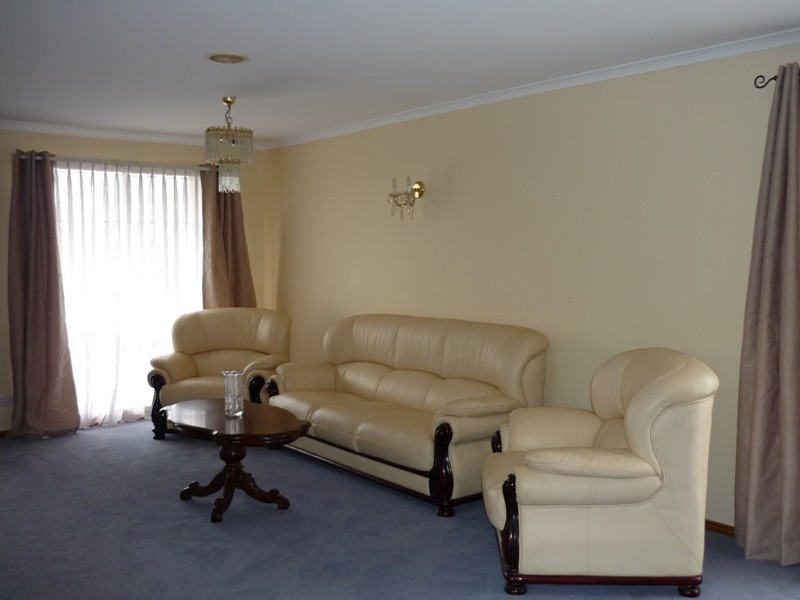 15 Janson Close, Narre Warren South VIC 3805