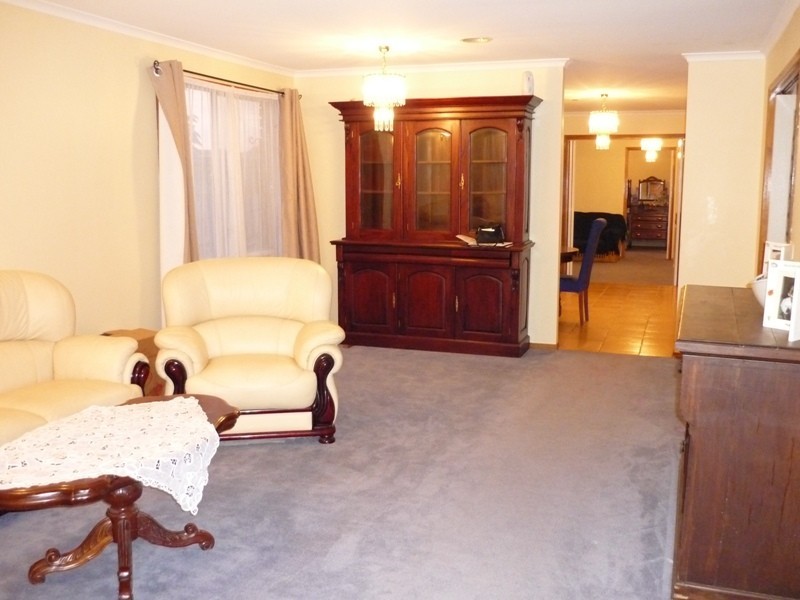 15 Janson Close, Narre Warren South VIC 3805