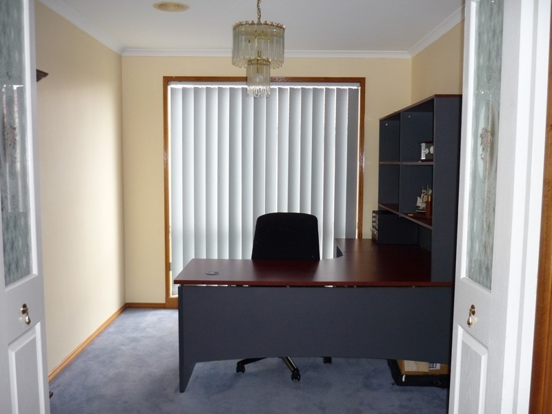 15 Janson Close, Narre Warren South VIC 3805