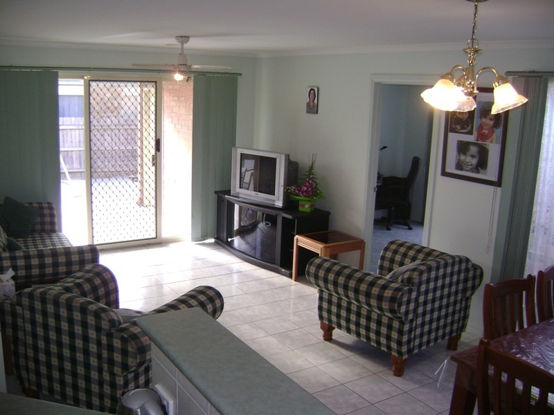 2 Deanswood Way, Narre Warren VIC 3805