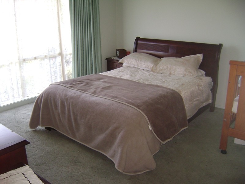 2 Deanswood Way, Narre Warren VIC 3805