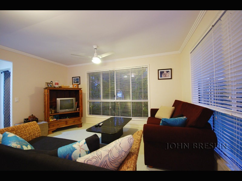 2 Ilminster Cr, Mudgeeraba QLD 4213