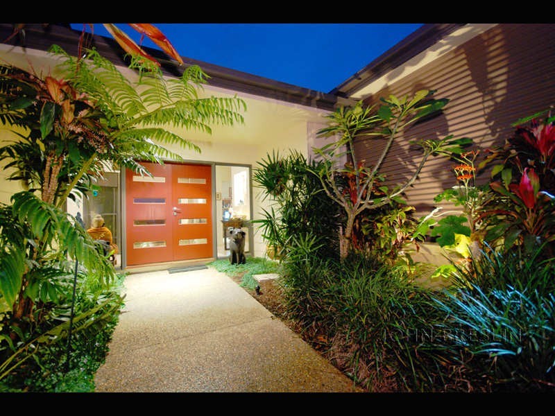 1 Grove Creek Close, Reedy Creek QLD 4227