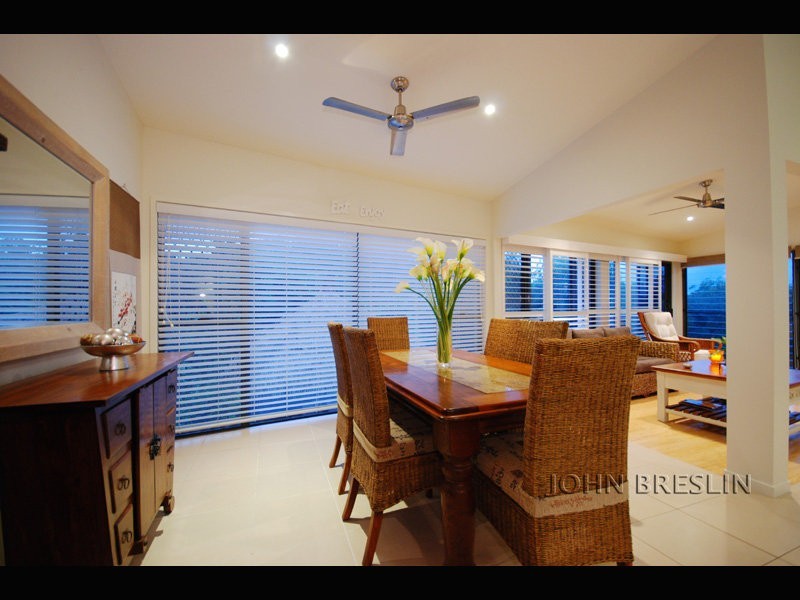 1 Grove Creek Close, Reedy Creek QLD 4227