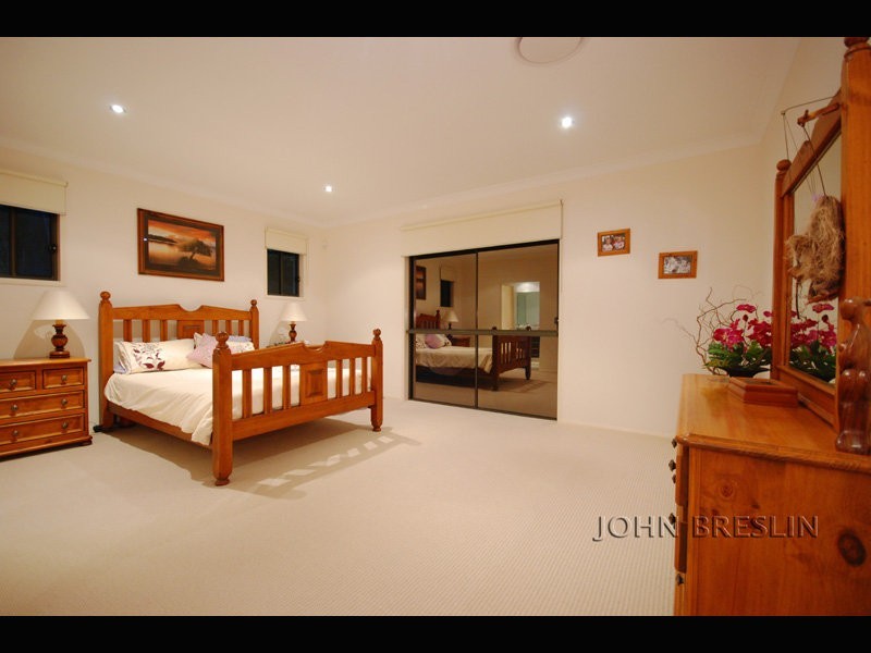 34 Grove Creek Close, Reedy Creek QLD 4227