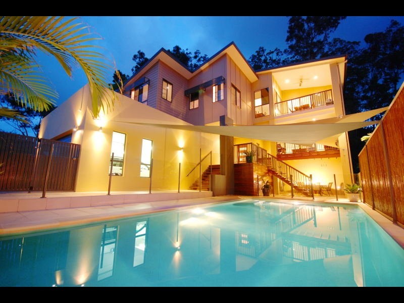 8 Sandringham, Robina QLD 4226