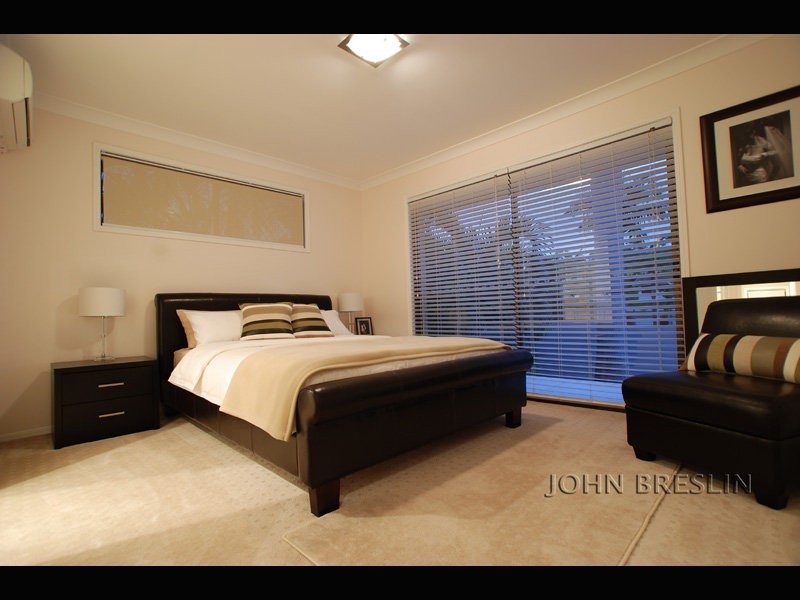 8 Sandringham, Robina QLD 4226