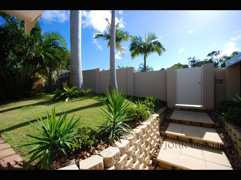 8 Sandringham, Robina QLD 4226