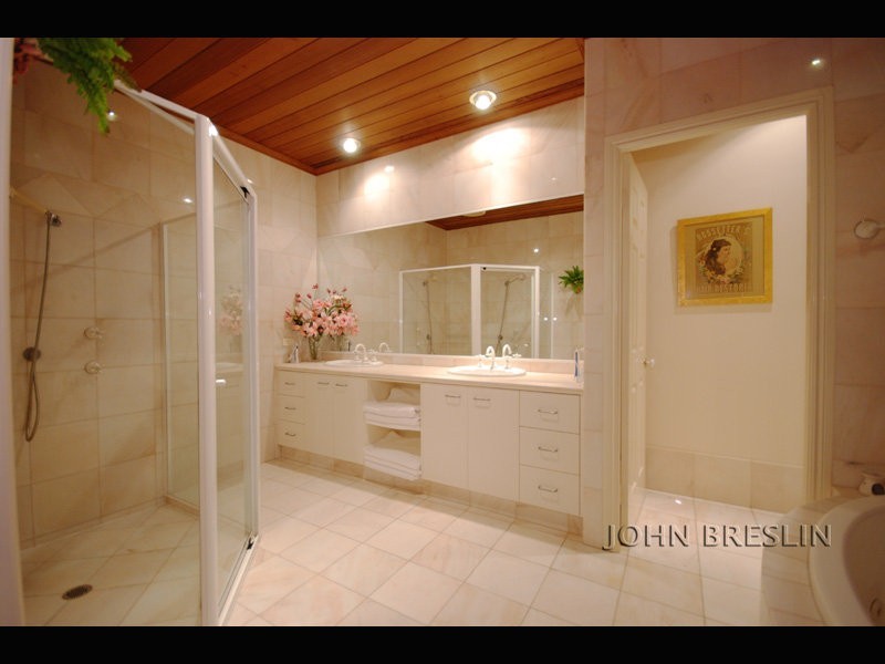 22 Tyalla Ct, Tallebudgera QLD 4228