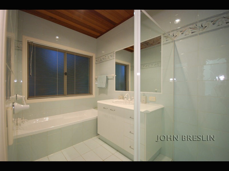 22 Tyalla Ct, Tallebudgera QLD 4228
