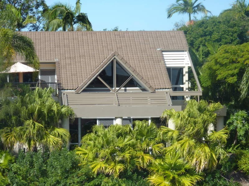 1/125 Santa Cruz Blvd, Clear Island Waters QLD 4226