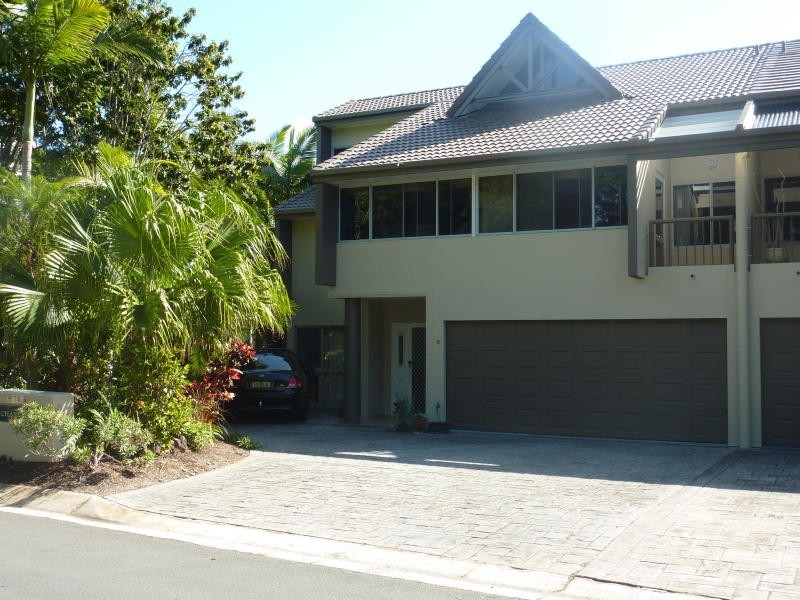 1/125 Santa Cruz Blvd, Clear Island Waters QLD 4226
