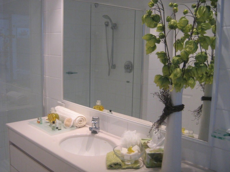 3/125 Santa Cruz Blvd, Clear Island Waters QLD 4226