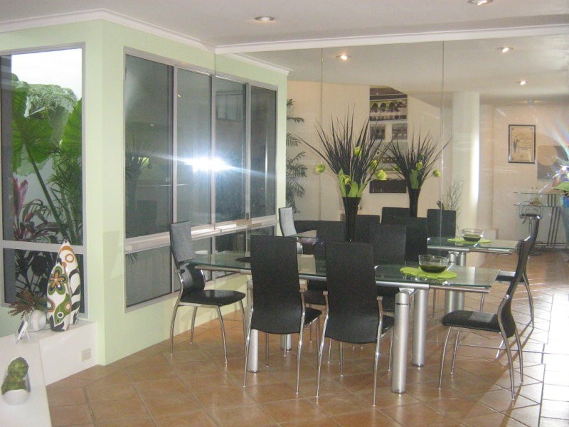 3/125 Santa Cruz Blvd, Clear Island Waters QLD 4226