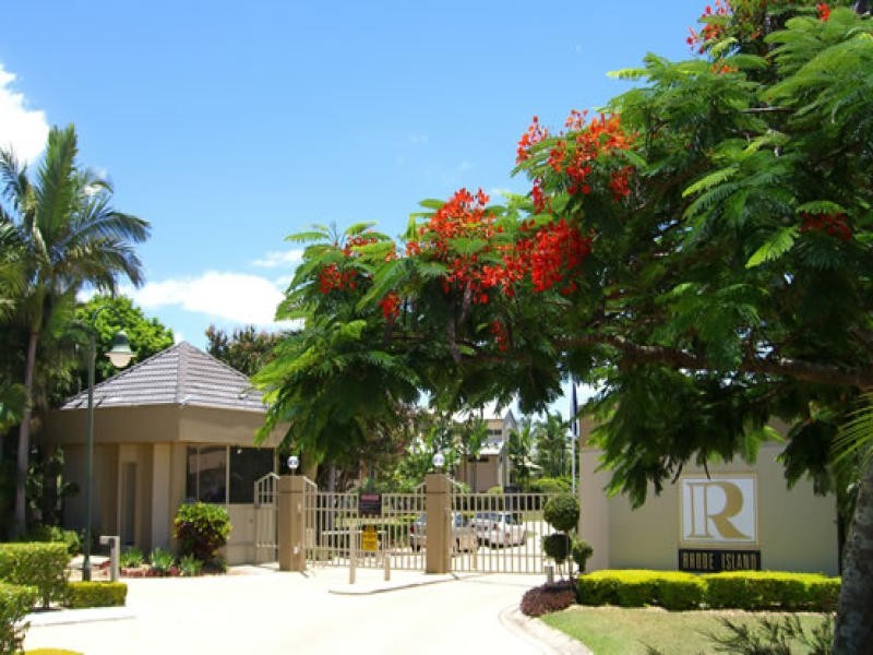 3/125 Santa Cruz Blvd, Clear Island Waters QLD 4226