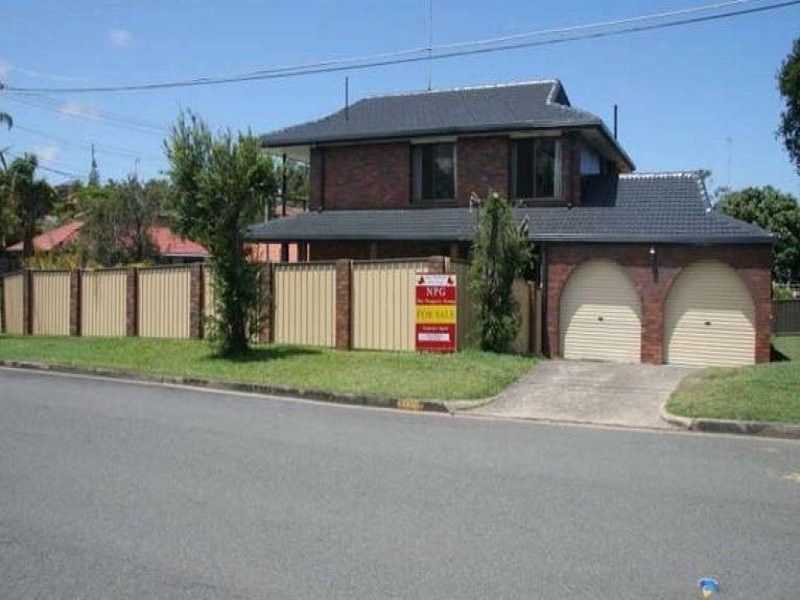 15 Crinum Cr, Southport QLD 4215