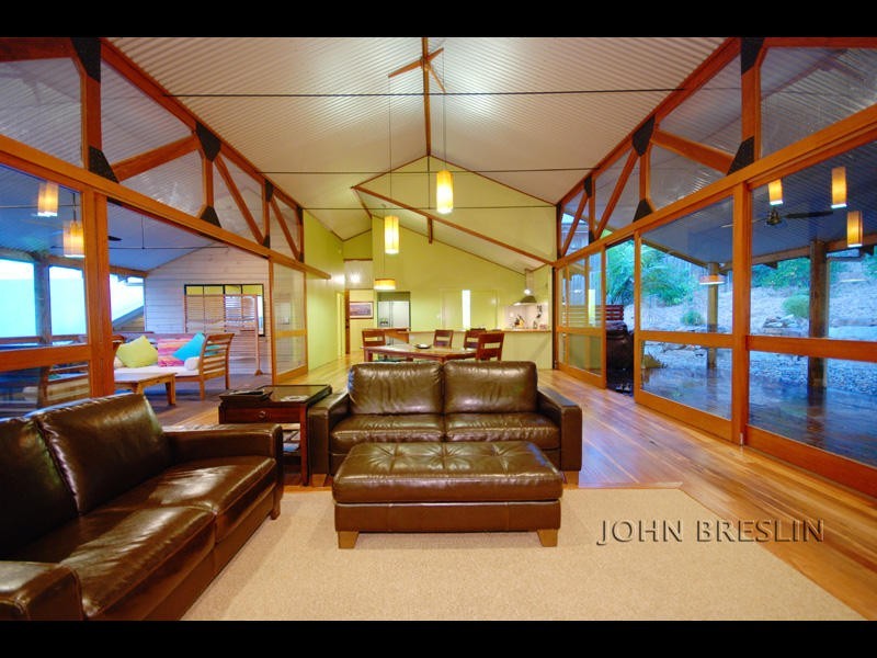 26 Grove Creek Cl, Reedy Creek QLD 4227