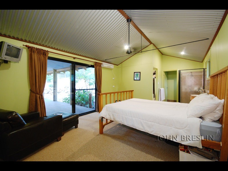 26 Grove Creek Cl, Reedy Creek QLD 4227