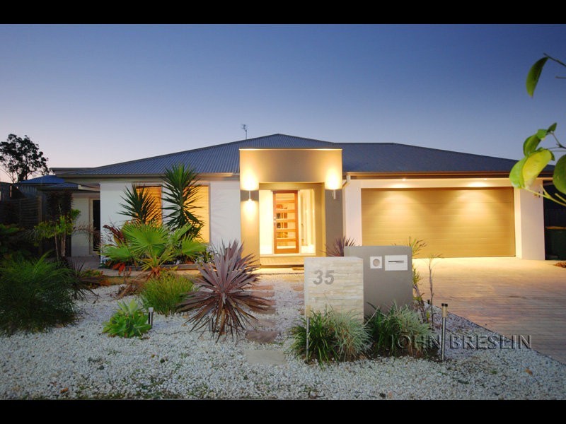 35 Willow Tree Drv, Reedy Creek QLD 4227