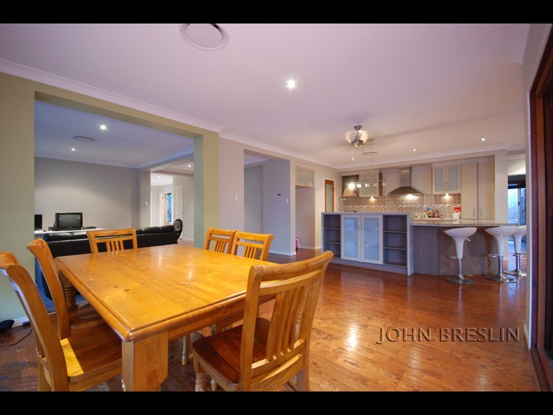 35 Willow Tree Drv, Reedy Creek QLD 4227