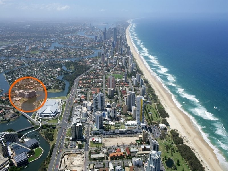 38/100 TE Peters Drv, Broadbeach Waters QLD 4218