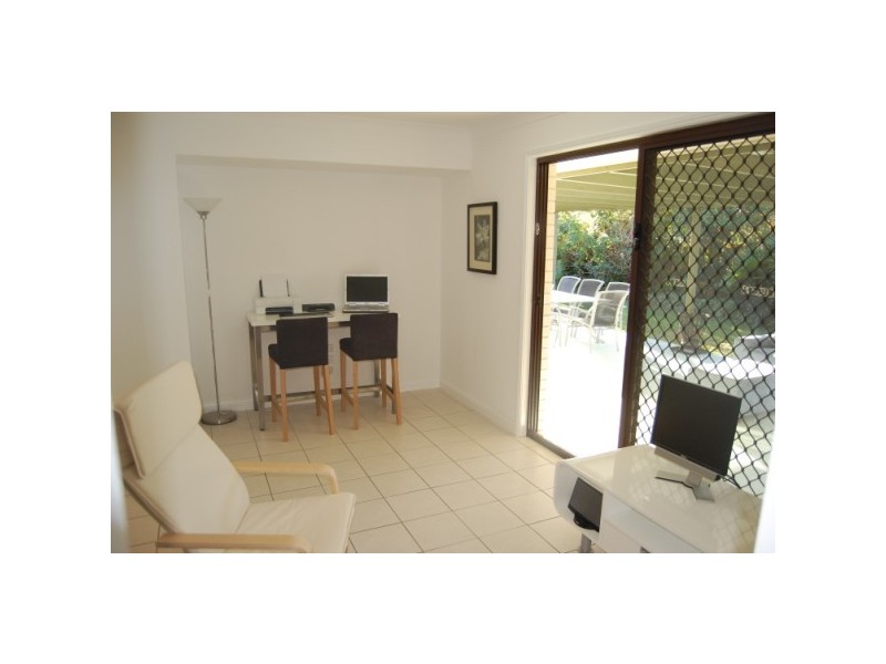 6 Killarney Av, Robina QLD 4226