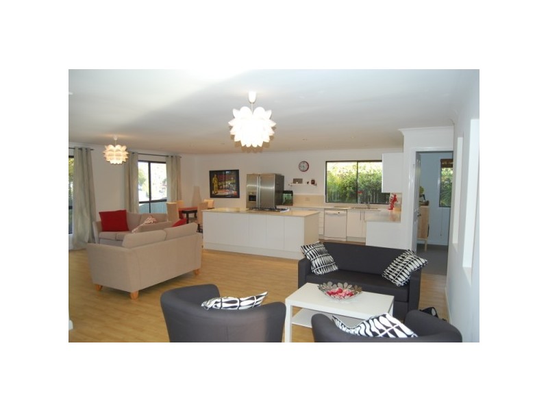 6 Killarney Av, Robina QLD 4226