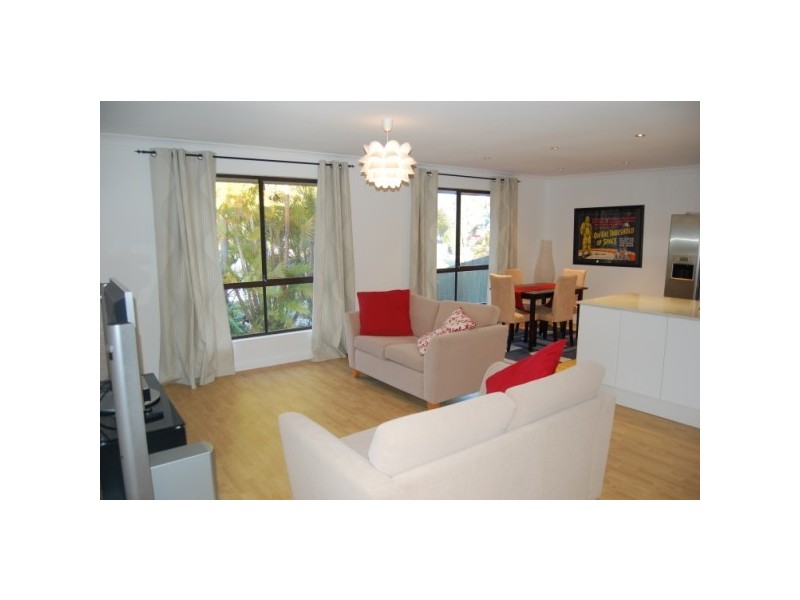 6 Killarney Av, Robina QLD 4226