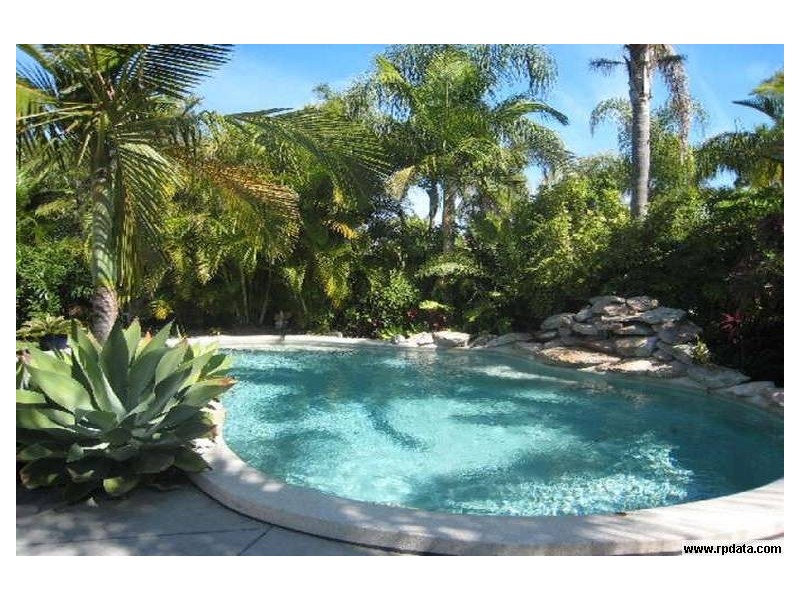 6 Killarney Av, Robina QLD 4226