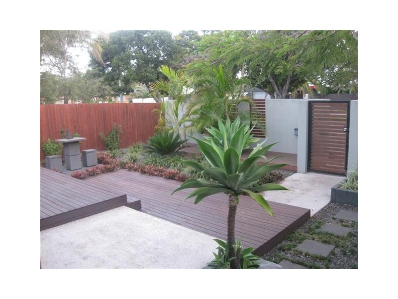 51 Poinciana, Broadbeach Waters QLD 4218