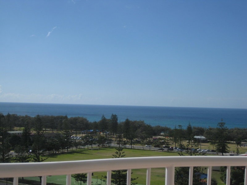 1142/2623 Gold Coast Hwy, Broadbeach QLD 4218