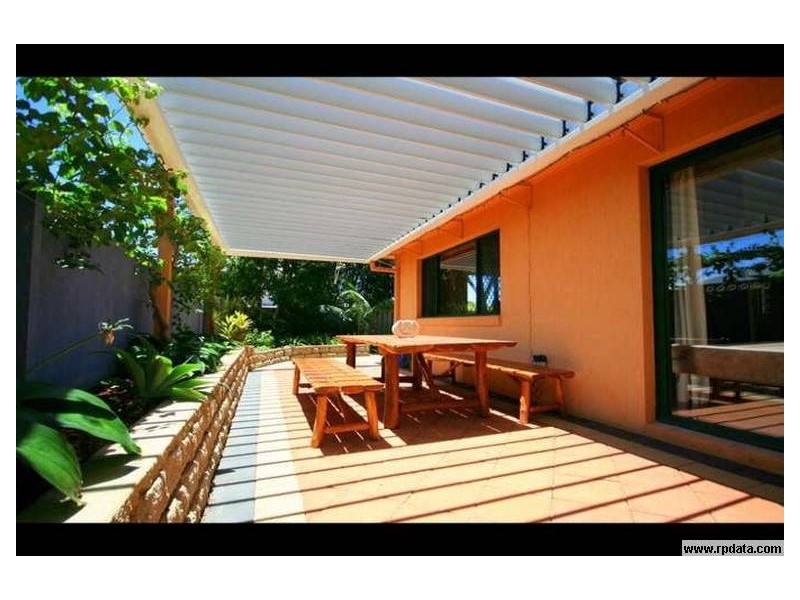 1/16 Gardendale Crescent, Burleigh Waters QLD 4220
