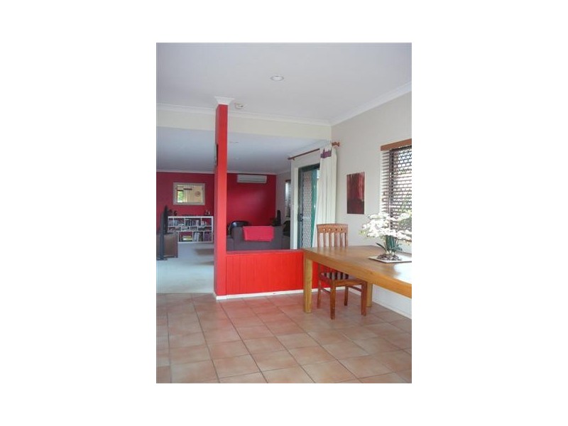 1/16 Gardendale Crescent, Burleigh Waters QLD 4220