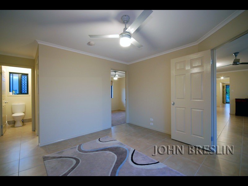 104 Observatory Drv, Reedy Creek QLD 4227