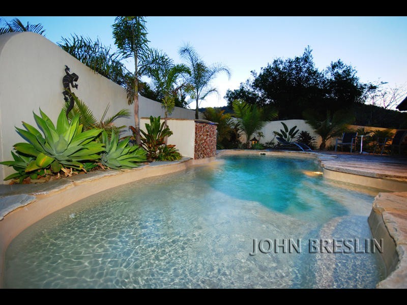 19 Des Quinlan Cr, Tallebudgera QLD 4228
