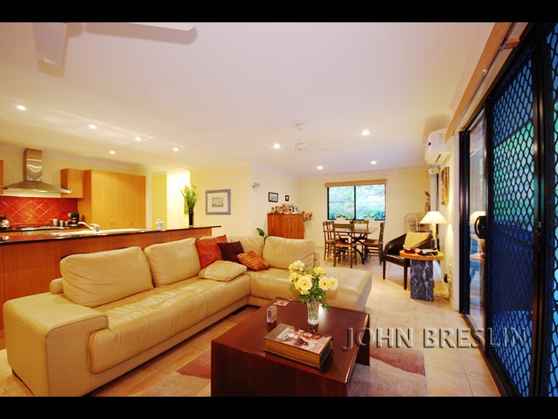 19 Des Quinlan Cr, Tallebudgera QLD 4228