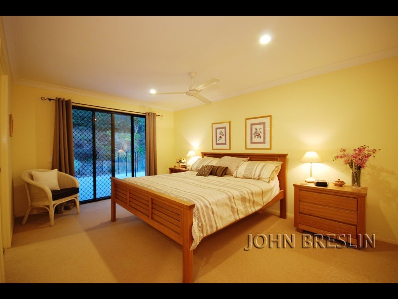 19 Des Quinlan Cr, Tallebudgera QLD 4228