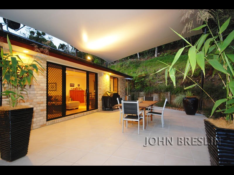19 Des Quinlan Cr, Tallebudgera QLD 4228