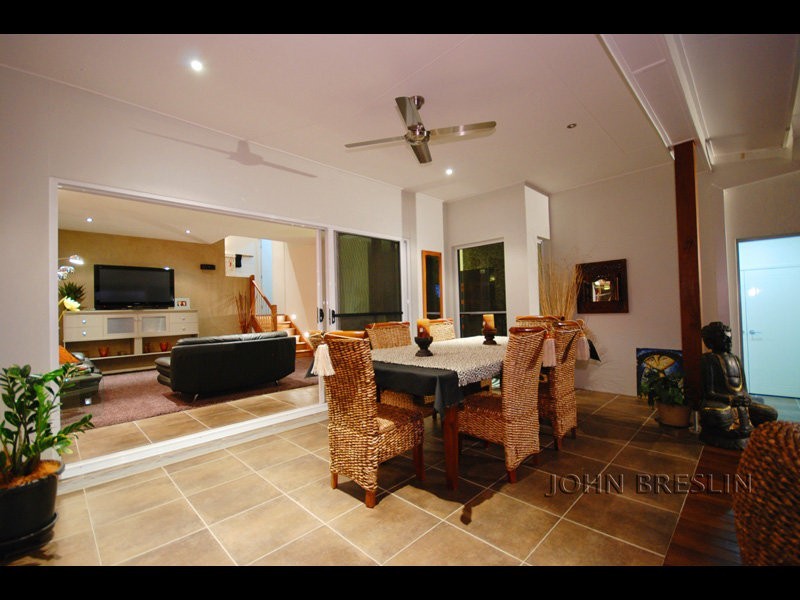 8 Golden Grove Bvd, Reedy Creek QLD 4227