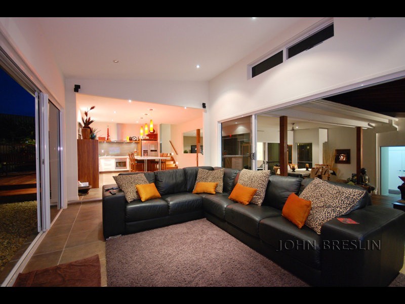 8 Golden Grove Bvd, Reedy Creek QLD 4227